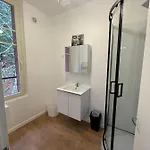La Butte, Chaleureux Au Coeur De * לה בורבול
