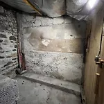 La Butte, Chaleureux Au Coeur De