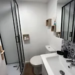 La Butte, Chaleureux Au Coeur De