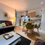 La Butte, Chaleureux Au Cœur De Appartement