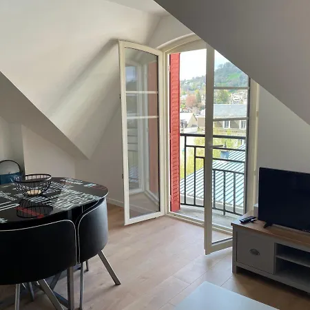 Apartament La Butte, Chaleureux Au Coeur De *