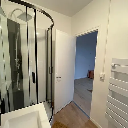 La Butte, Chaleureux Au Coeur De Apartament