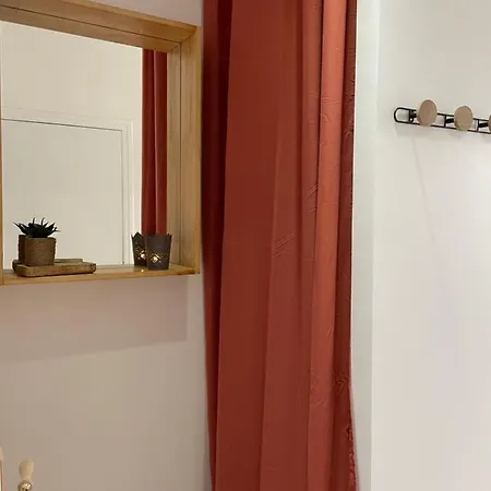 La Butte, Chaleureux Au Coeur De