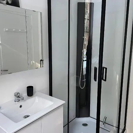 La Butte, Chaleureux Au Coeur De