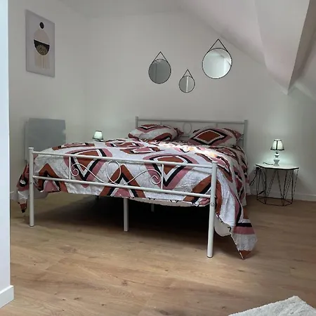 La Butte Apartment *