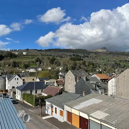 La Butte Apartment