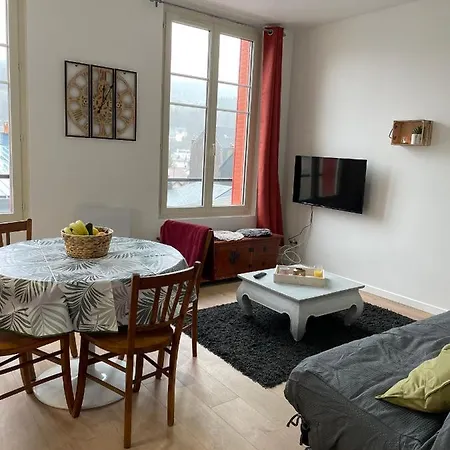 La Butte, Chaleureux Au Coeur De