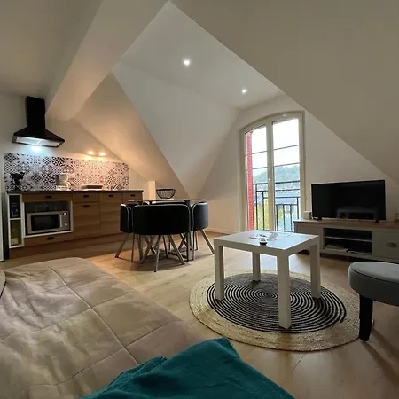 La Butte, Chaleureux Au Coeur De Lägenhet