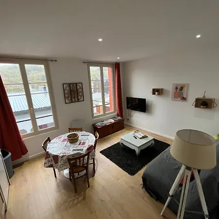 La Butte, Chaleureux Au Coeur De *