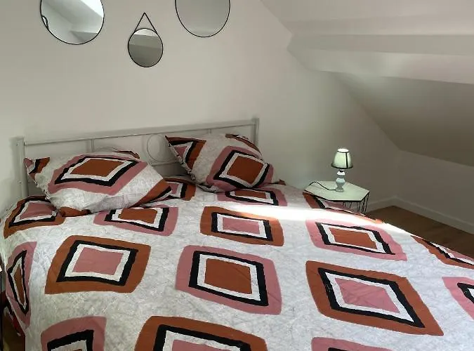 La Butte, Chaleureux Au Coeur De Апартаменты Ла-Бурбуль