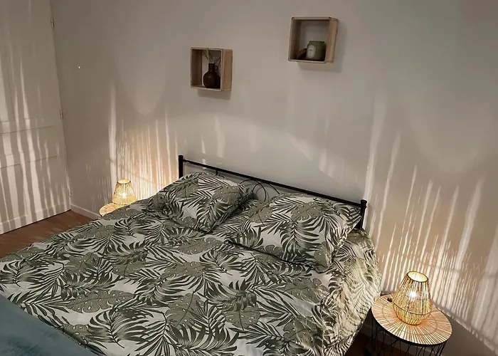 La Butte, Chaleureux Au Coeur De * Ла-Бурбуль