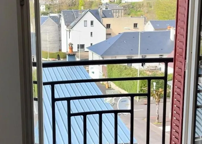 La Butte, Chaleureux Au Coeur De Ла-Бурбуль