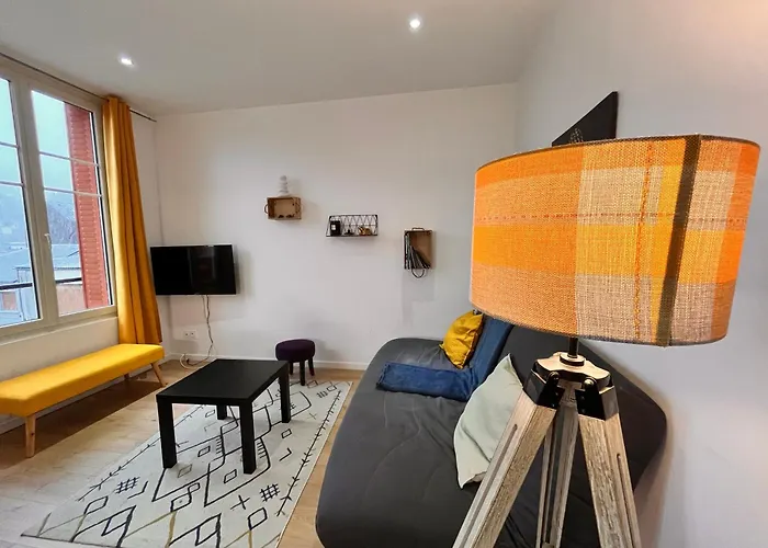 La Butte, Chaleureux Au Coeur De Апартаменты *